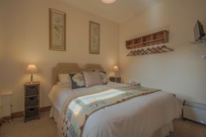 Photo 32- click for photo gallery